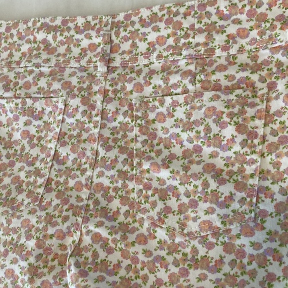 🌸 cottagecore high-rise Corset shorts floral NWT - Picture 6 of 9